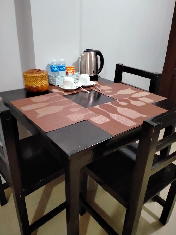V.F. Riton Apartelle Laoag Eksteriør billede