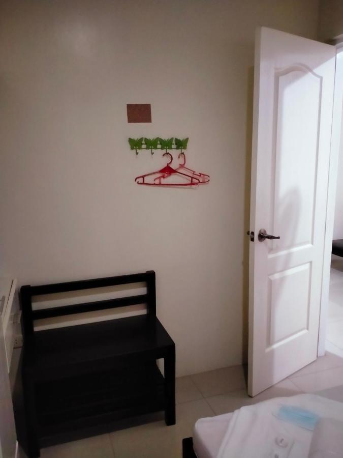 V.F. Riton Apartelle Laoag Eksteriør billede