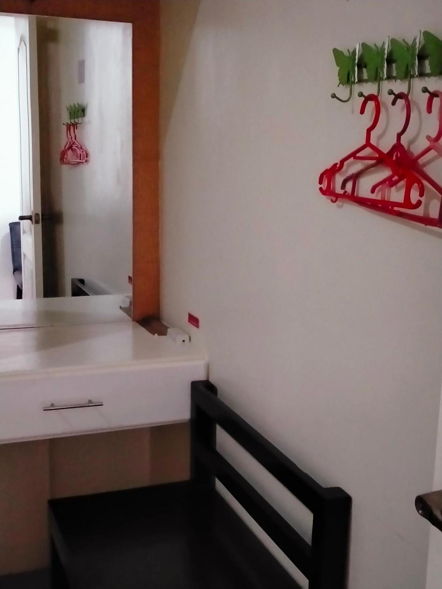 V.F. Riton Apartelle Laoag Eksteriør billede
