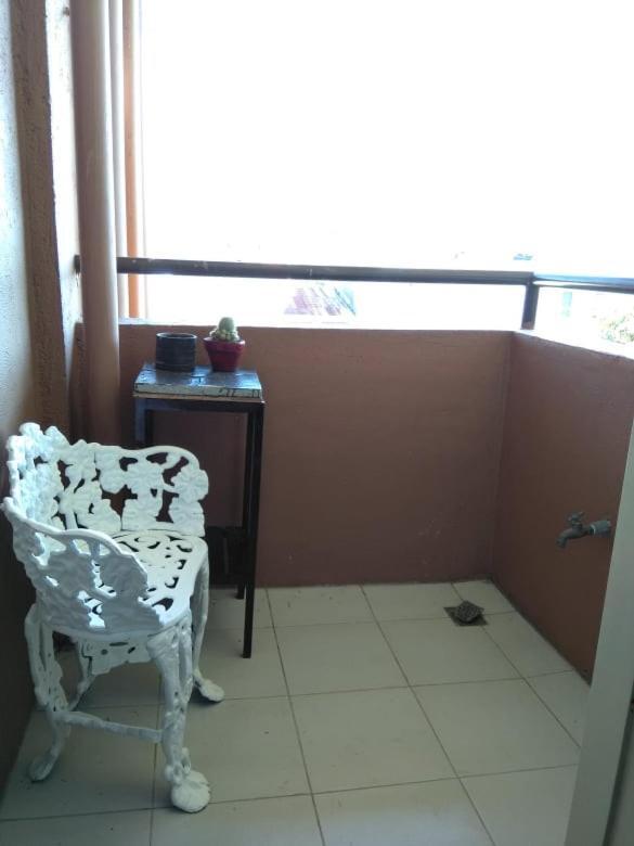 V.F. Riton Apartelle Laoag Eksteriør billede